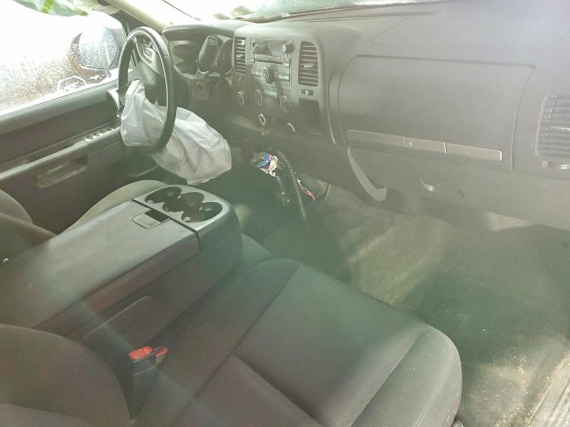 Photo 8 from auction – 2011 GMC SIERRA K15 with VIN 1GTR2VE3XBZ138483
