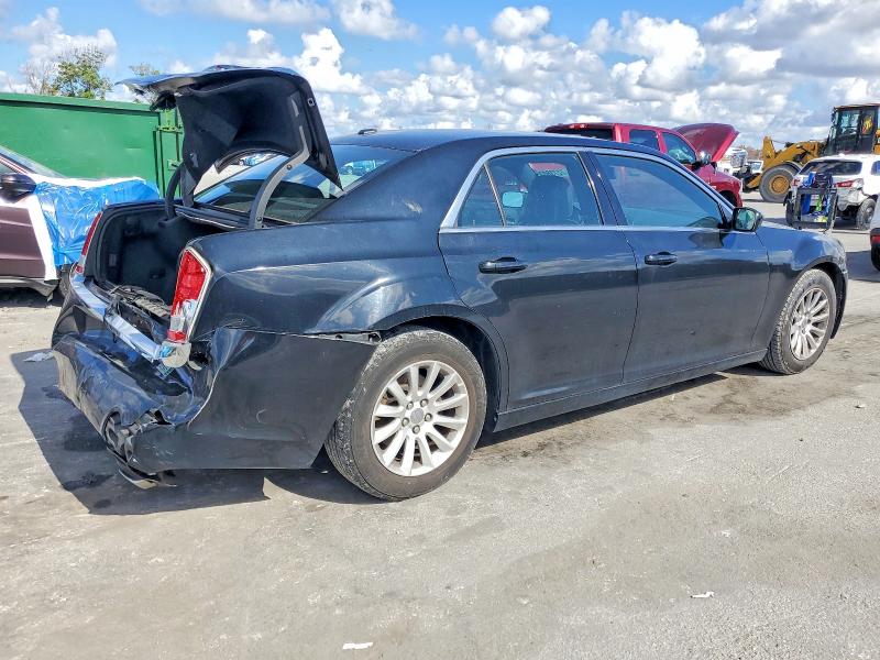 Photo 3 from auction – 2012 CHRYSLER 300 with VIN 2C3CCAAG9CH313056