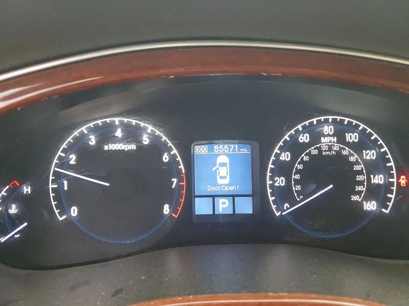Photo 9 from auction – 2012 HYUNDAI GENESIS with VIN KMHGC4DD7CU177325