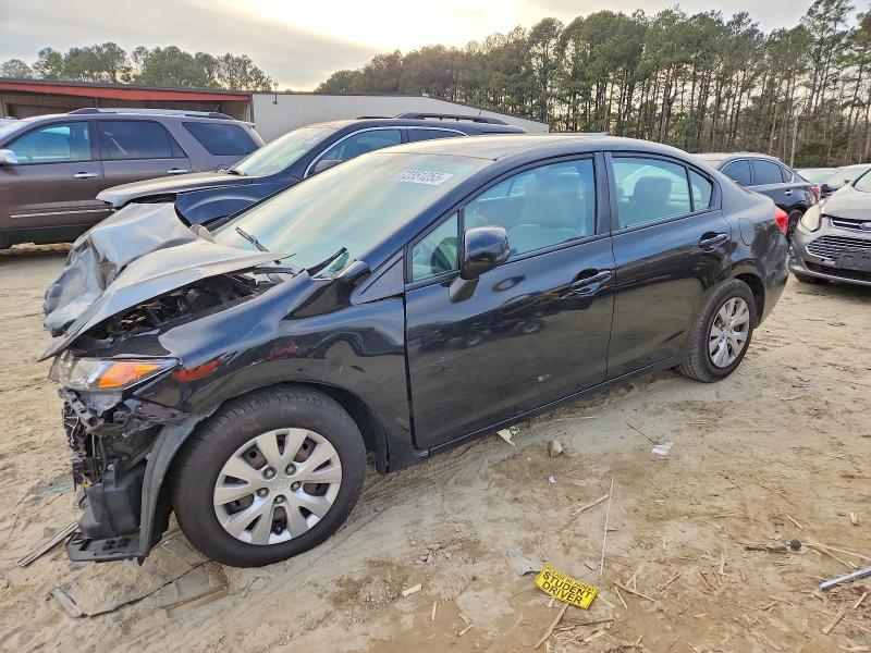 Zdjęcie 1 z aukcji – 2012 HONDA CIVIC LX z VIN 2HGFB2F53CH564150