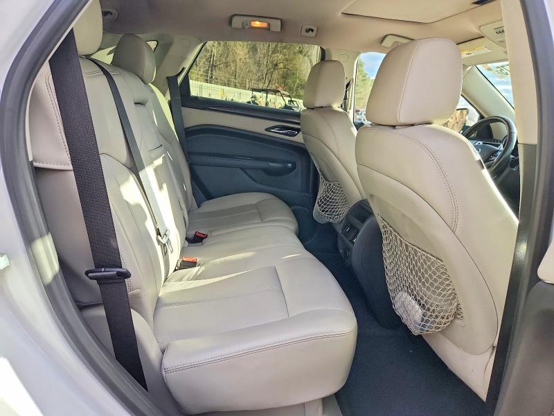 Photo 11 from auction – 2015 CADILLAC SRX with VIN 3GYFNAE32FS521706