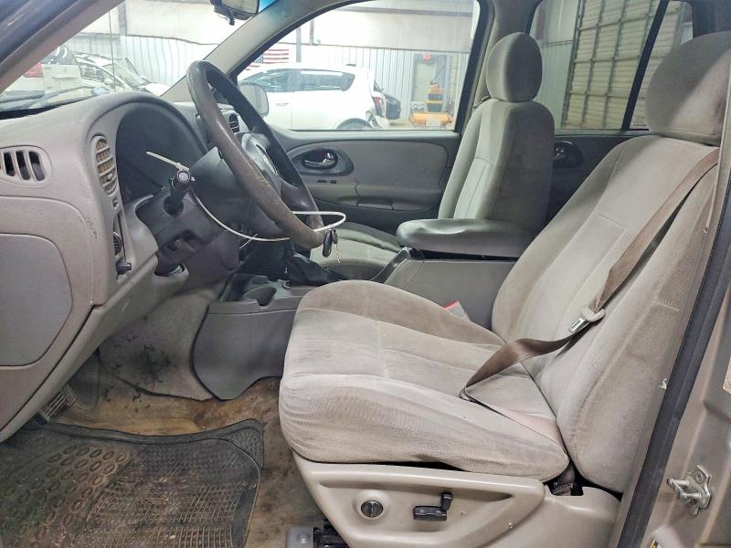Photo 7 from auction – 2005 CHEVROLET TRAILBLAZE with VIN 1GNDS13S952314215