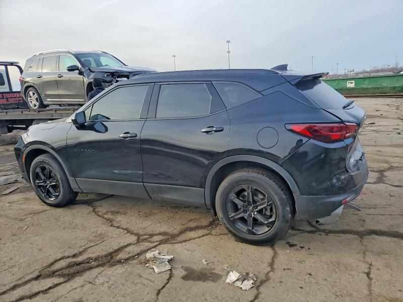 Photo 2 from auction – 2023 CHEVROLET BLAZER 2LT with VIN 3GNKBCR49PS101039