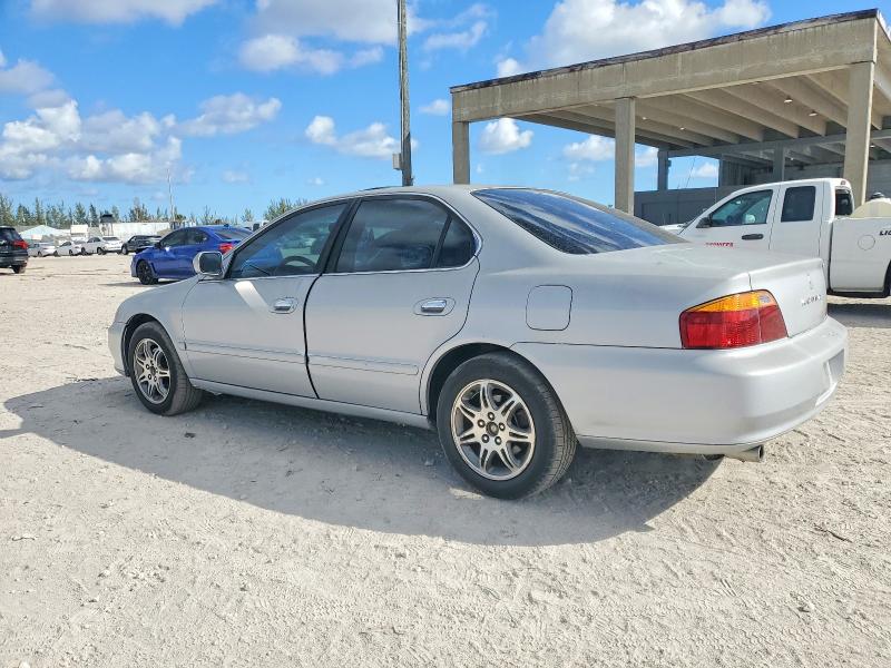 Photo 2 from auction – 2000 ACURA 3.2TL with VIN 19UUA5662YA028025