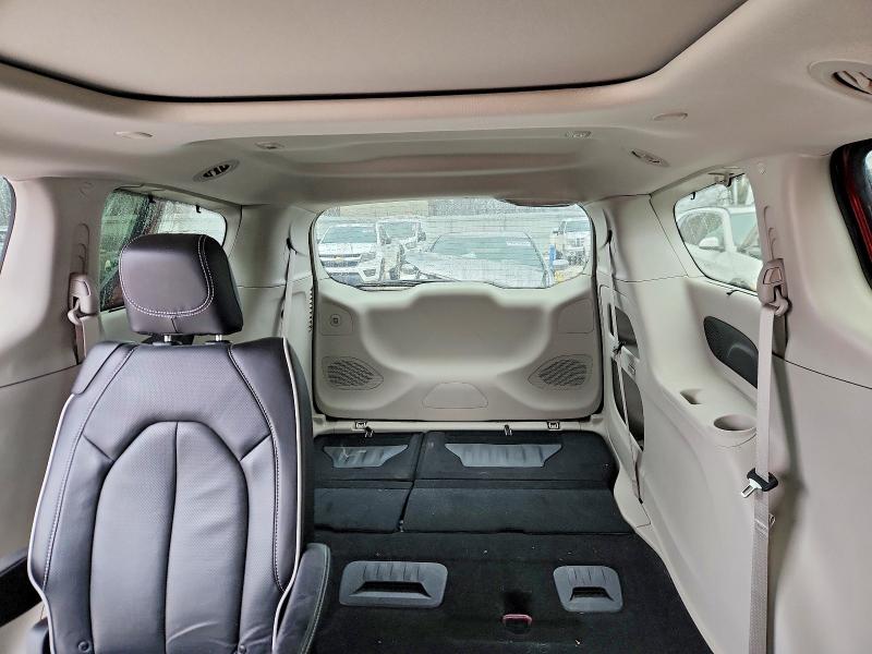 Photo 10 from auction – 2023 CHRYSLER PACIFICA L with VIN 2C4RC3GG9PR589908