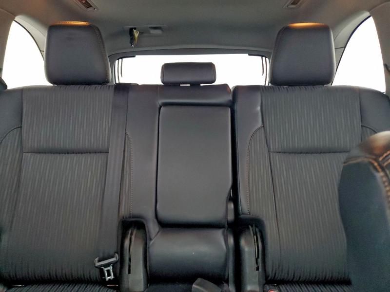 Photo 10 from auction – 2019 TOYOTA HIGHLANDER with VIN 5TDBZRFH3KS976063