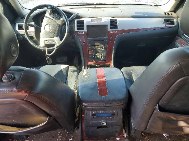 Photo 8 from auction – 2007 CADILLAC ESCALADE with VIN 1GYEC63837R344911