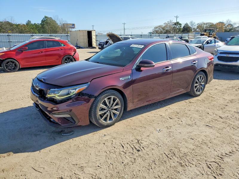 KIA OPTIMA 2019 with VIN 5XXGU4L12KG316130 - Photo from auction
