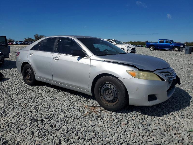 Photo 4 from auction – 2011 TOYOTA CAMRY with VIN 4T1BF3EK1BU717078