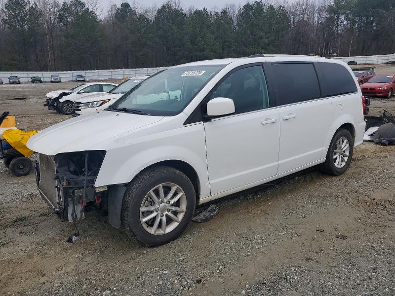 DODGE GRAND CARA 2018 with VIN 2C4RDGCG9JR239454 - Photo from auction