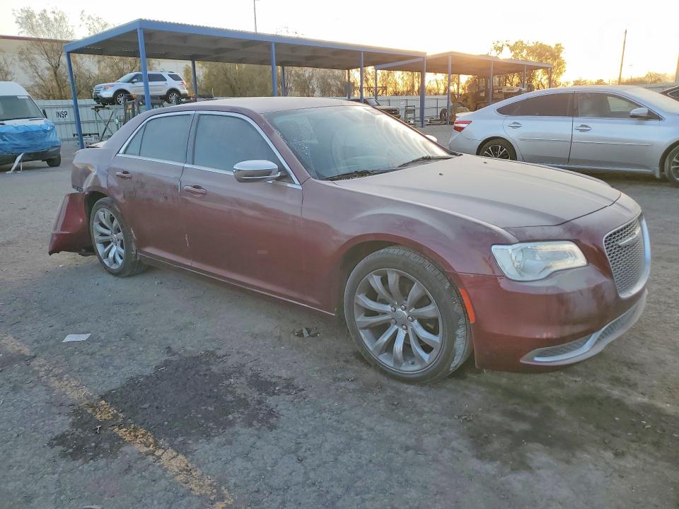 Photo 4 from auction – 2020 CHRYSLER 300 TOURIN with VIN 2C3CCAAG8LH201087