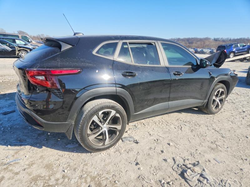 Photo 3 from auction – 2025 CHEVROLET TRAX with VIN KL77LGEP2SC127142