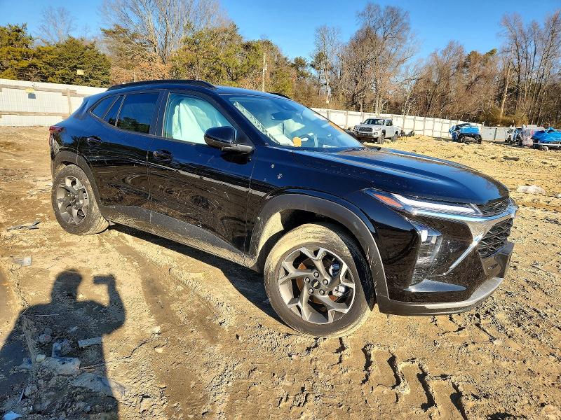 Photo 4 from auction – 2025 CHEVROLET TRAX with VIN KL77LHEP9SC077765