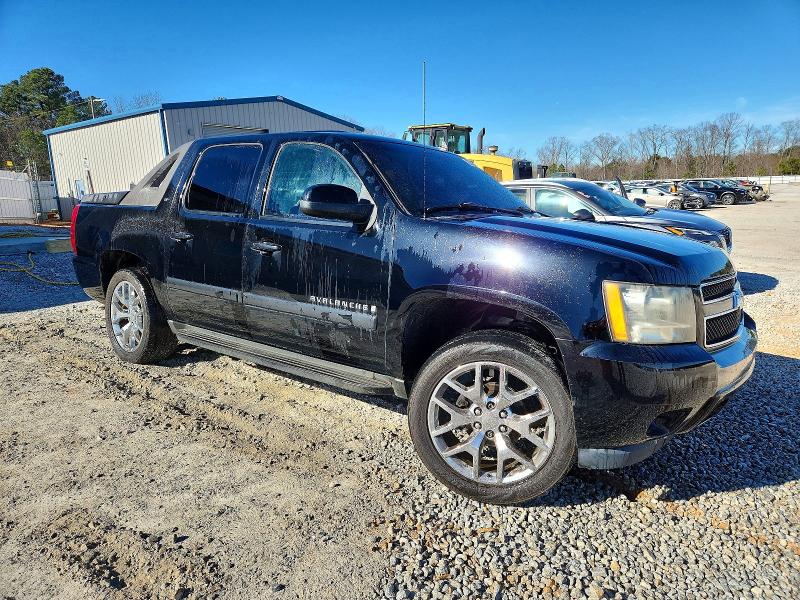 Photo 4 from auction – 2008 CHEVROLET AVALANCHE with VIN 3GNEC12J78G252402