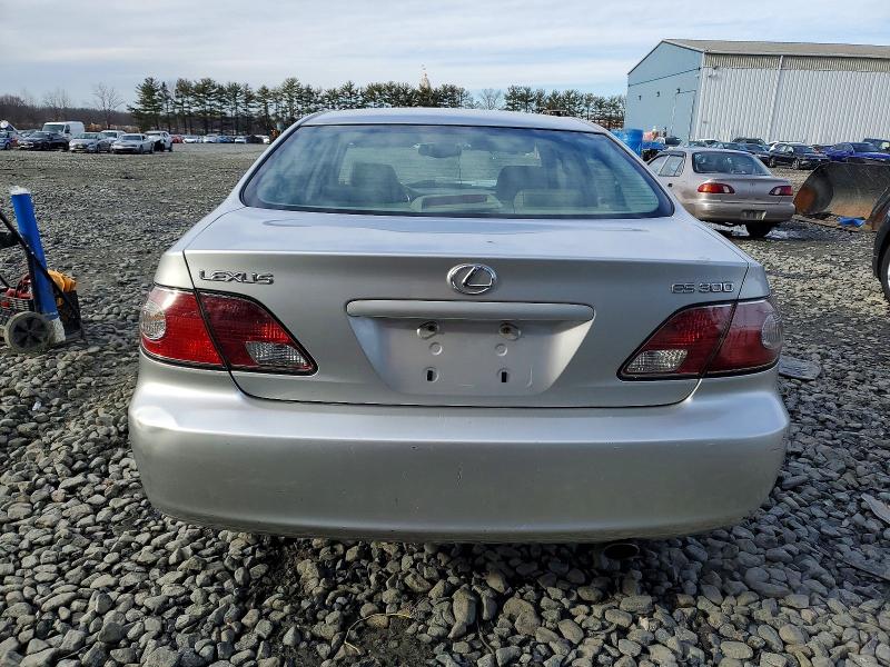 Photo 6 from auction – 2002 LEXUS ES with VIN JTHBF30G325019202