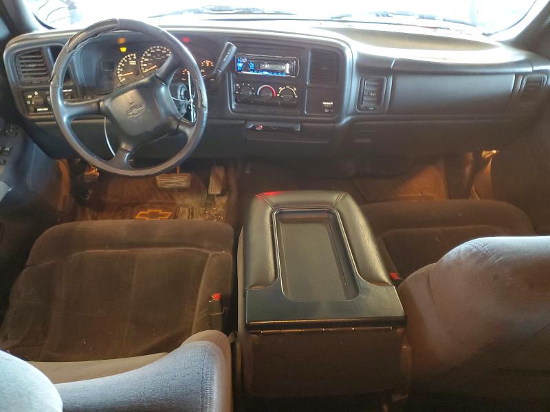 Photo 8 from auction – 2002 CHEVROLET SILVERADO with VIN 2GCEC19TX21311572