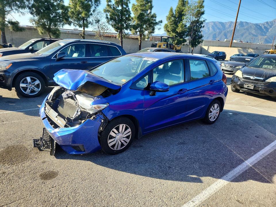 HONDA FIT LX 2017 with VIN 3HGGK5H52HM710405 - Photo from auction