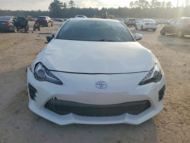 Photo 5 from auction – 2017 TOYOTA 86 BASE with VIN JF1ZNAA18H9701307