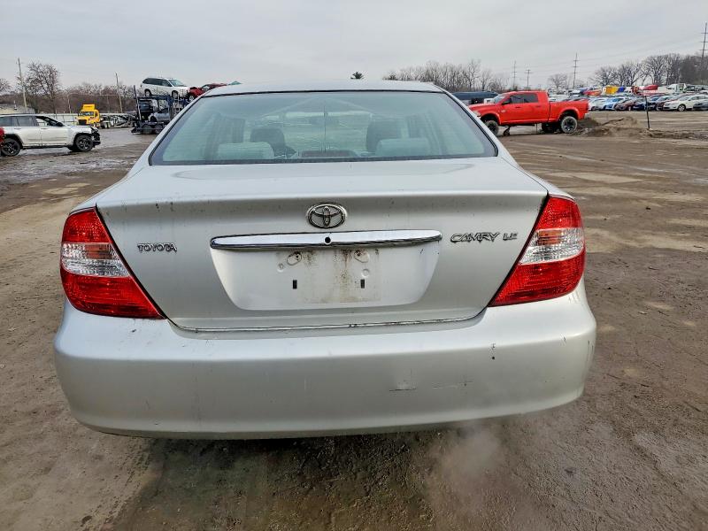 Photo 6 from auction – 2002 TOYOTA CAMRY LE with VIN 4T1BE32K22U595872