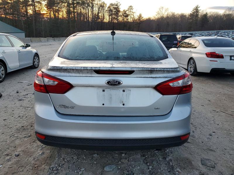 Photo 6 from auction – 2014 FORD FOCUS SE with VIN 1FADP3F25EL140421