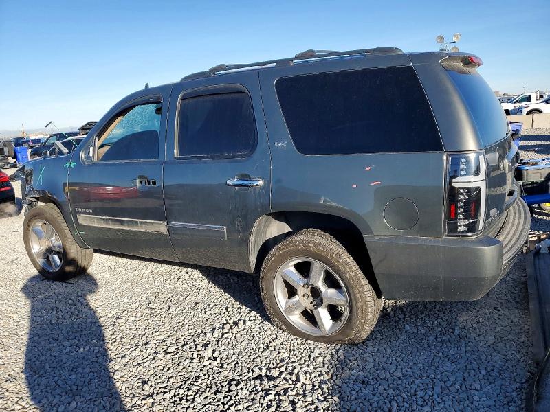 Photo 2 from auction – 2011 CHEVROLET TAHOE with VIN 1GNSKCE04BR220440