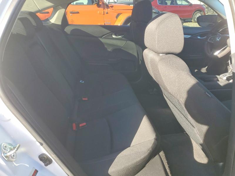 Photo 10 from auction – 2018 HONDA CIVIC with VIN 2HGFC2F88JH554783