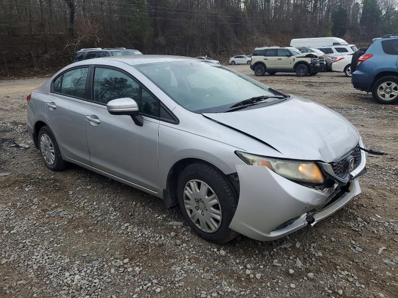 Photo 4 from auction – 2014 HONDA CIVIC LX with VIN 19XFB2F59EE011726