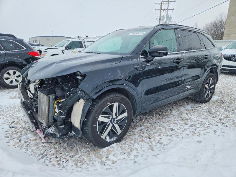 KIA SORENTO 2022 with VIN 5XYRH4LF9NG157728 - Photo from auction