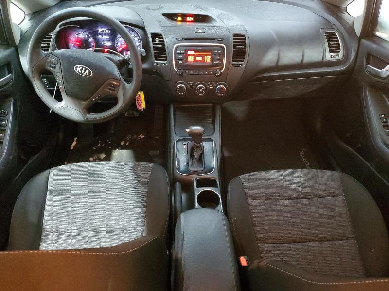 Photo 8 from auction – 2017 KIA FORTE LX with VIN KNAFK5A83H5693969