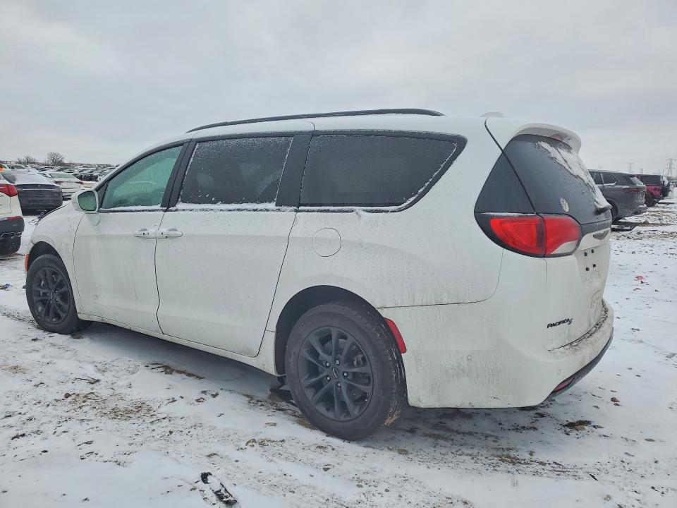 Photo 2 from auction – 2020 CHRYSLER PACIFICA T with VIN 2C4RC3BG5LR290028