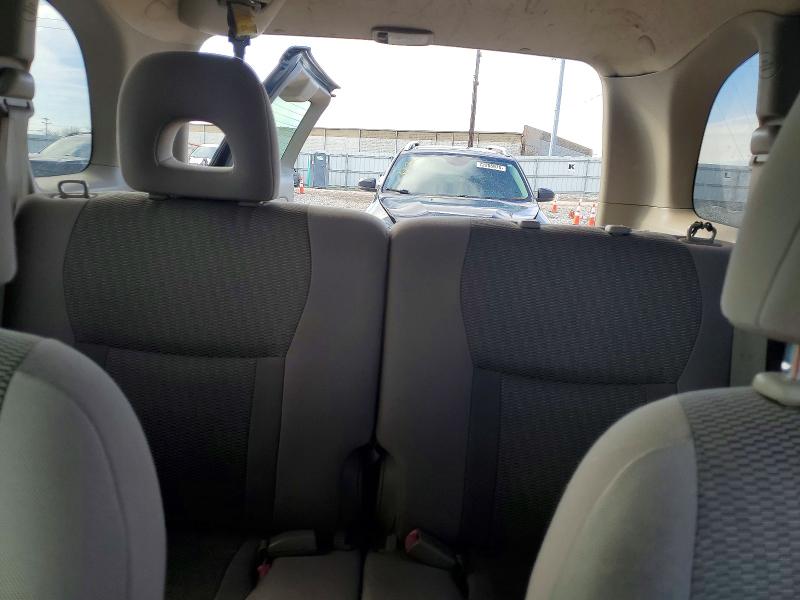 Photo 10 from auction – 2005 TOYOTA RAV4 with VIN JTEGD20V650057266