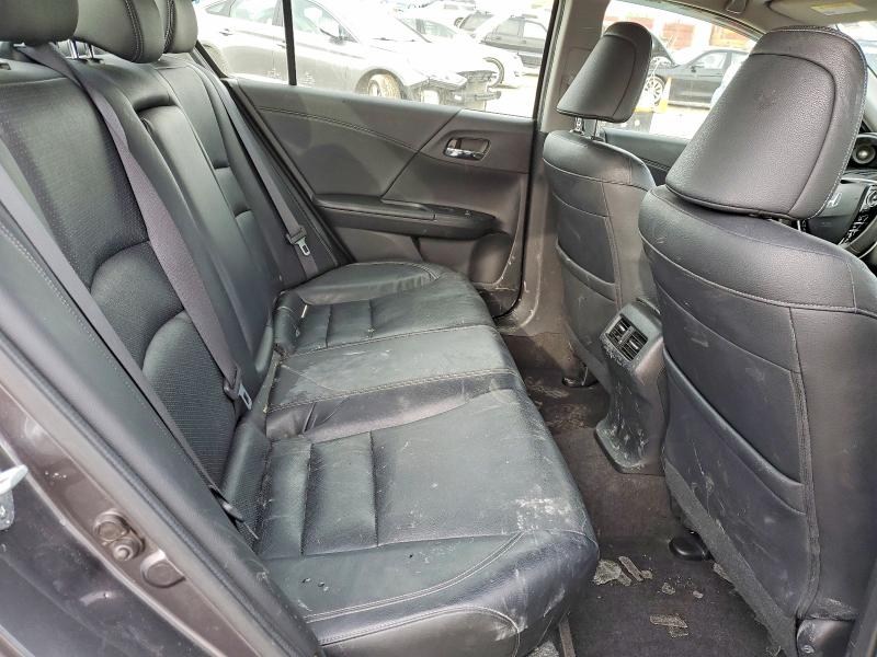 Photo 10 from auction – 2017 HONDA ACCORD with VIN JHMCR6F71HC019272