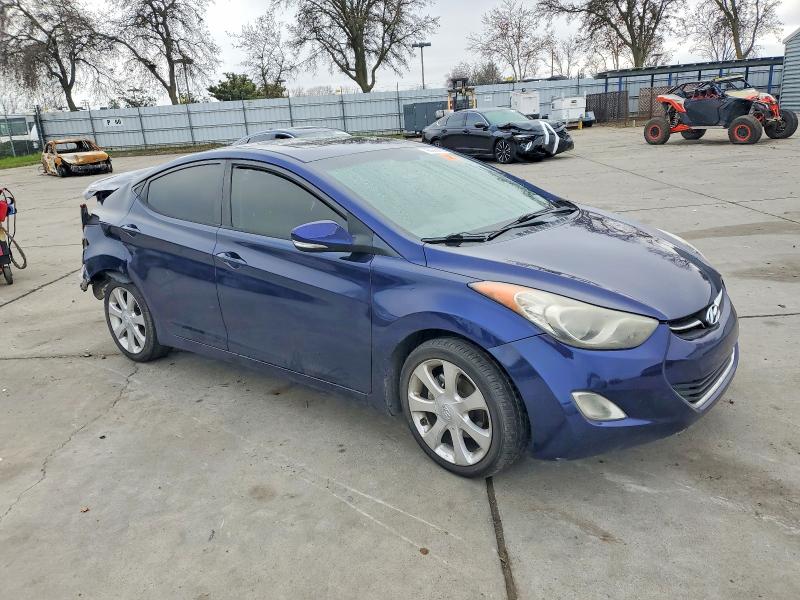 Photo 4 from auction – 2011 HYUNDAI ELANTRA with VIN 5NPDH4AE9BH049442