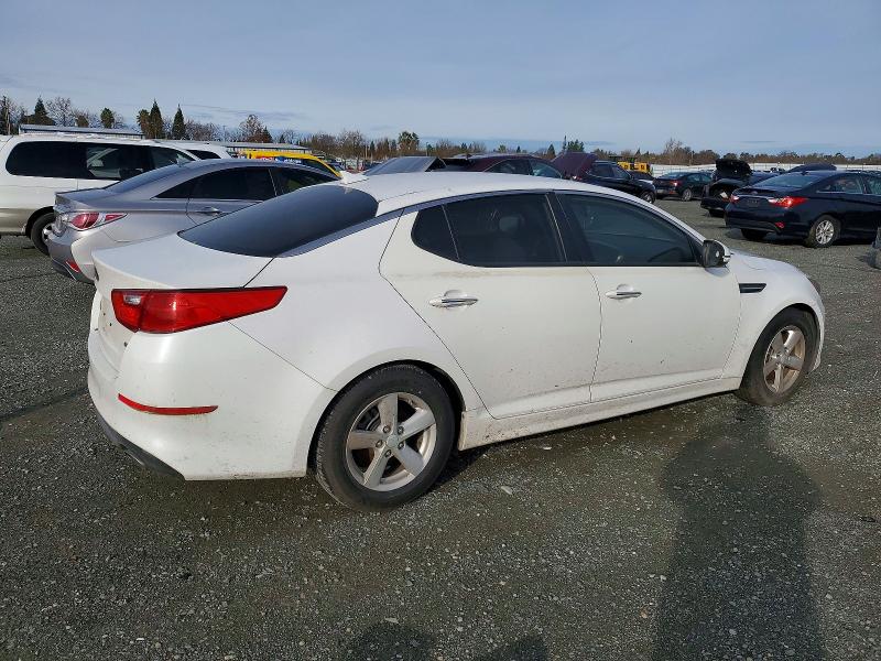 Photo 3 from auction – 2015 KIA OPTIMA LX with VIN KNAGM4A76F5643208