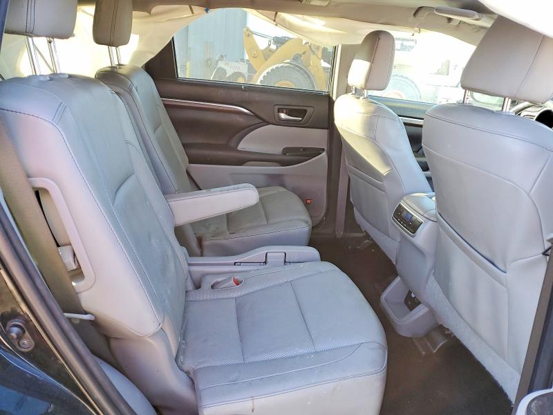 Photo 10 from auction – 2016 TOYOTA HIGHLANDER with VIN 5TDDKRFH6GS275912