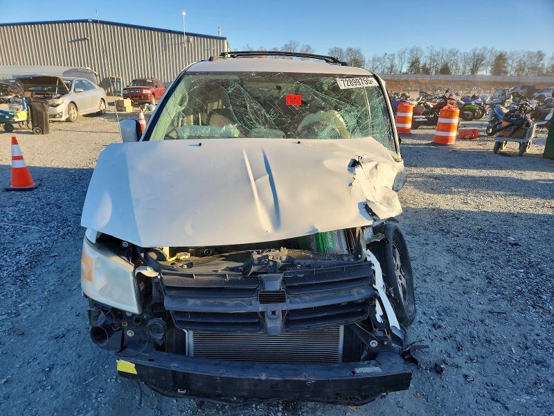 Фото 5 с аукциона – 2010 DODGE GRAND CARA с VIN 2D4RN5D19AR145069