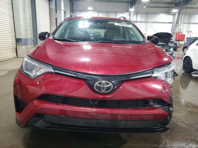 Photo 5 from auction – 2018 TOYOTA RAV4 LE with VIN 2T3BFREVXJW749823