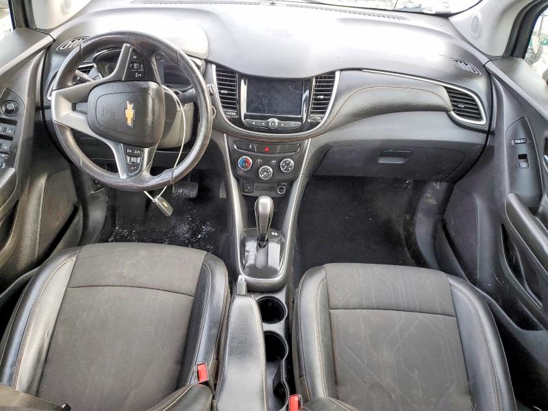 Photo 8 from auction – 2022 CHEVROLET TRAX with VIN KL7CJPSM5NB525146