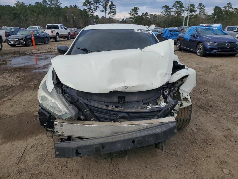 Photo 5 from auction – 2018 NISSAN ALTIMA with VIN 1N4AL3AP3JC134581