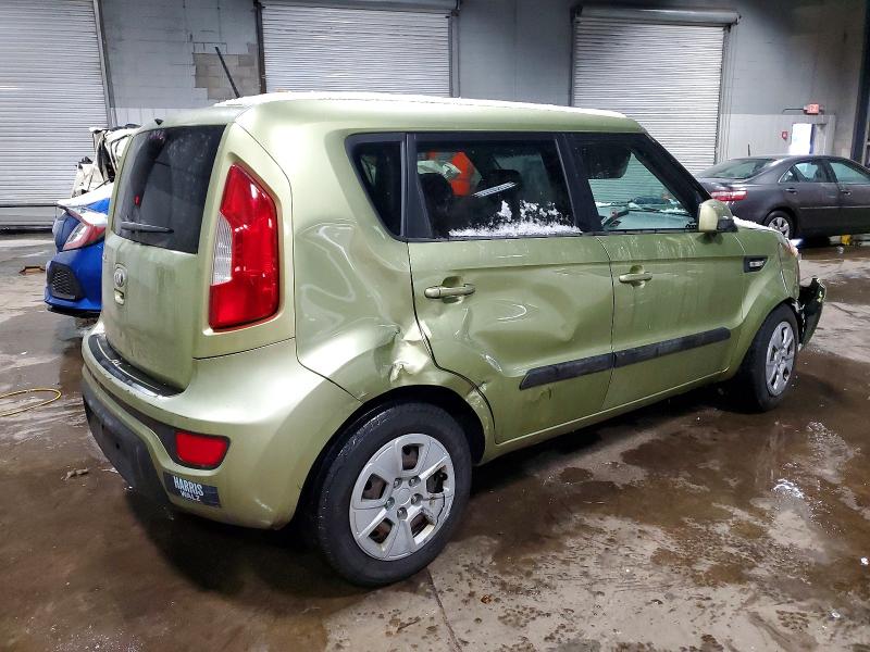 Photo 3 from auction – 2013 KIA SOUL with VIN KNDJT2A59D7492851