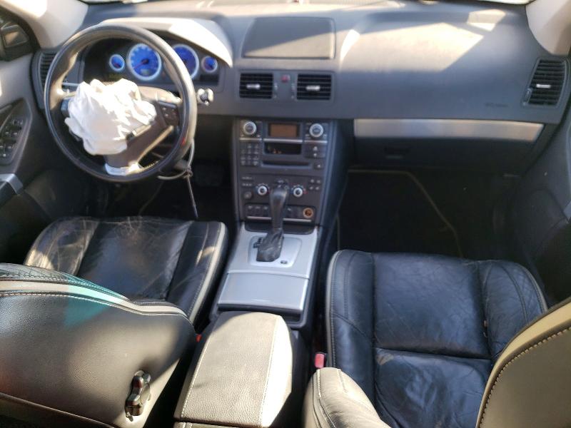Photo 8 from auction – 2011 VOLVO XC90 with VIN YV4952CF1B1592068