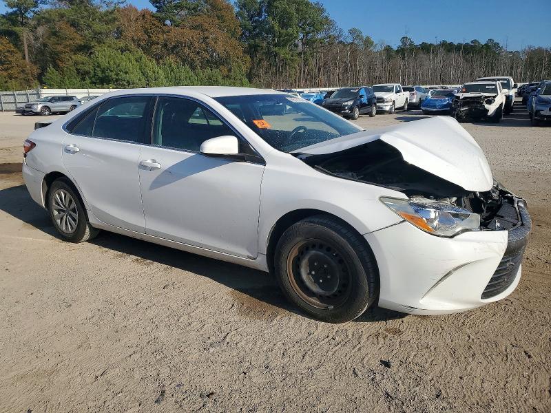 Photo 4 from auction – 2016 TOYOTA CAMRY LE with VIN 4T1BF1FK6GU197745