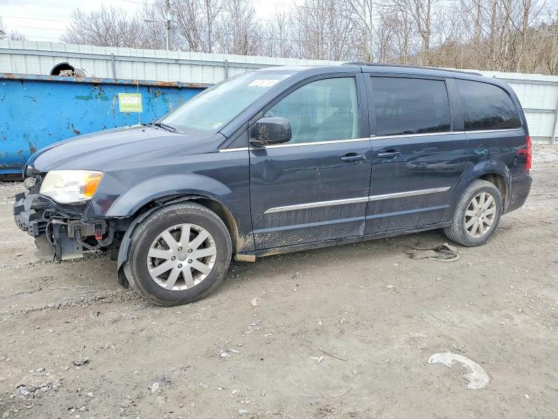 CHRYSLER TOWN & COU 2014 with VIN 2C4RC1BG4ER218499 - Photo from auction