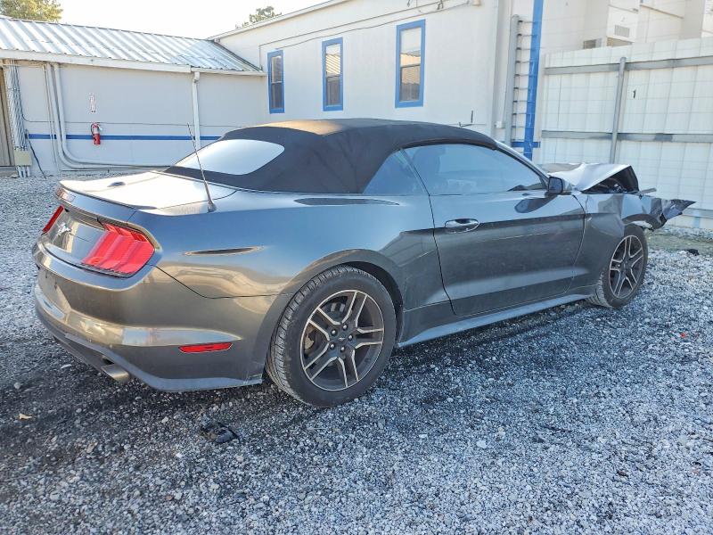 Photo 3 from auction – 2018 FORD MUSTANG with VIN 1FATP8UH9J5177440