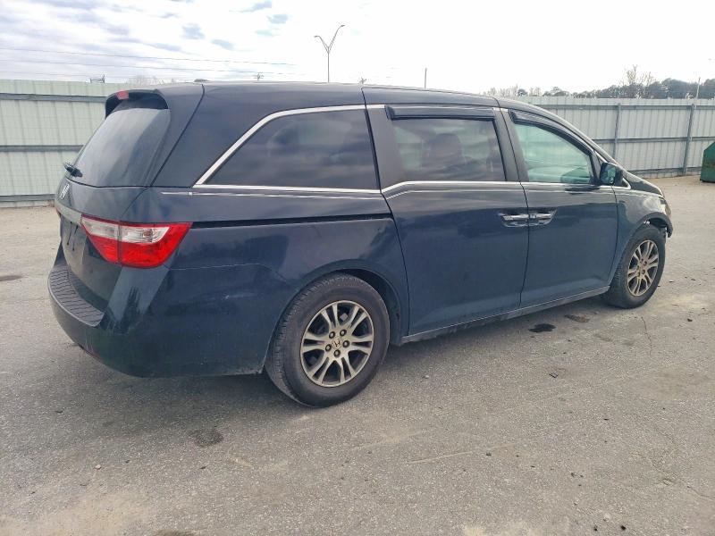 Photo 3 from auction – 2011 HONDA ODYSSEY EX with VIN 5FNRL5H66BB064326