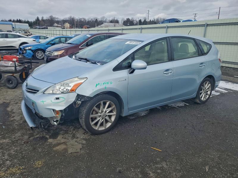 TOYOTA PRIUS V 2014 with VIN JTDZN3EU8E3313194 - Photo from auction