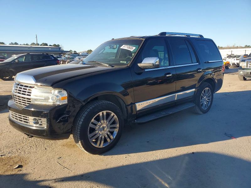 Photo 1 from auction – 2007 LINCOLN NAVIGATOR with VIN 5LMFU27567LJ04795