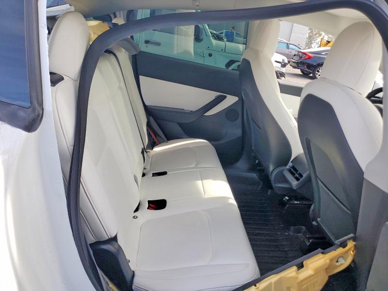 Photo 10 from auction – 2020 TESLA MODEL Y with VIN 5YJYGDEE3LF044798