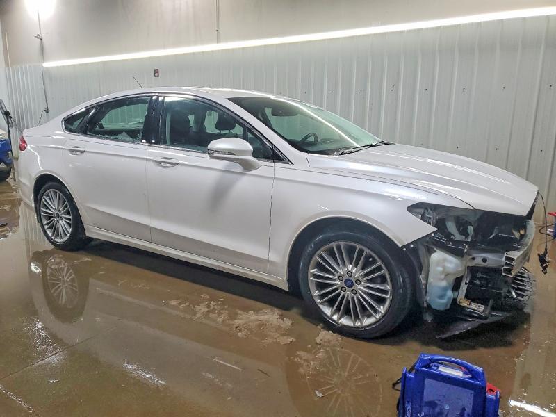 Photo 4 from auction – 2016 FORD FUSION SE with VIN 3FA6P0HD2GR141133
