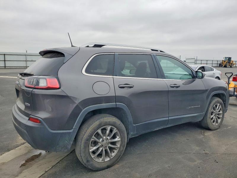 Photo 3 from auction – 2019 JEEP CHEROKEE L with VIN 1C4PJMLXXKD101697